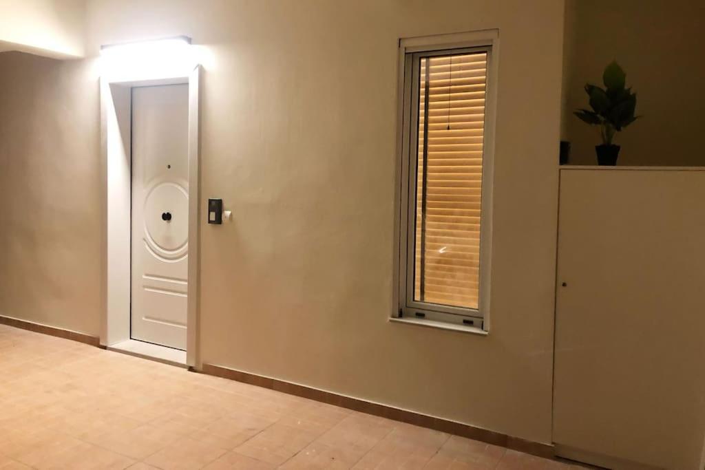 The Big Little One. Stylish & Convenient Apartment Heraklion  ภายนอก รูปภาพ